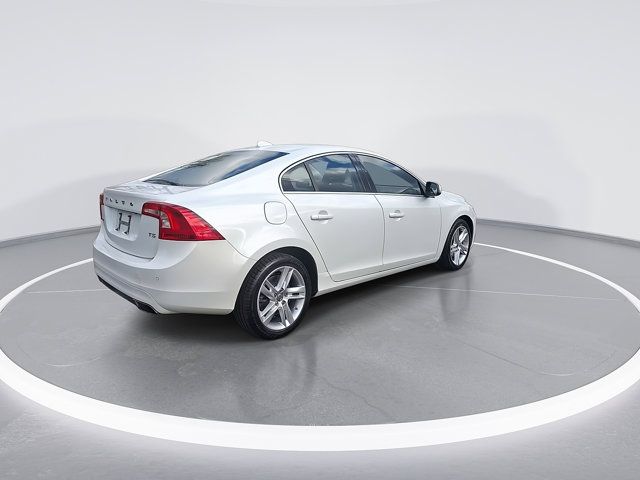 2015 Volvo S60 T5 Drive-E Platinum
