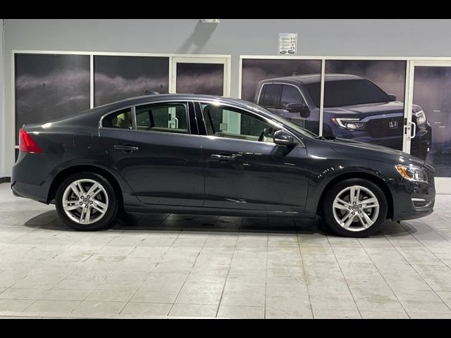 2015 Volvo S60 T5 Drive-E Platinum