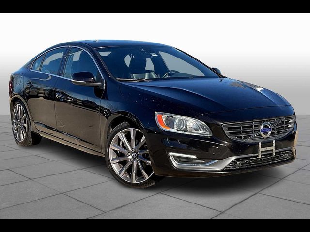 2015 Volvo S60 T5 Drive-E Platinum