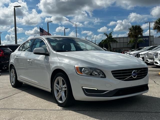 2015 Volvo S60 T5 Drive-E Platinum