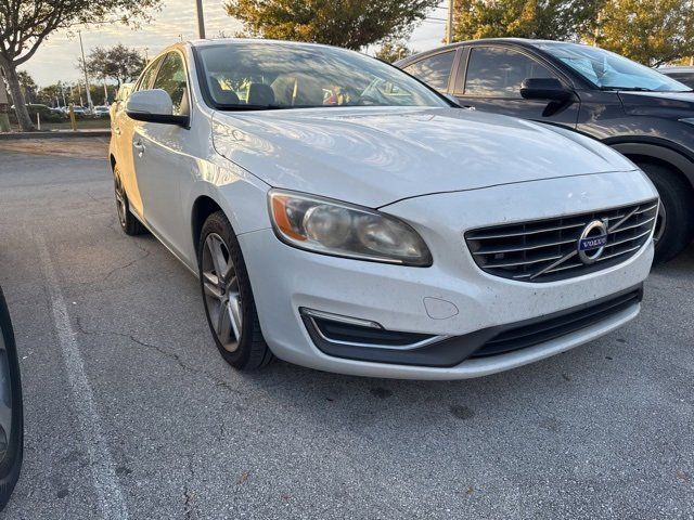 2015 Volvo S60 T5 Drive-E Premier Plus