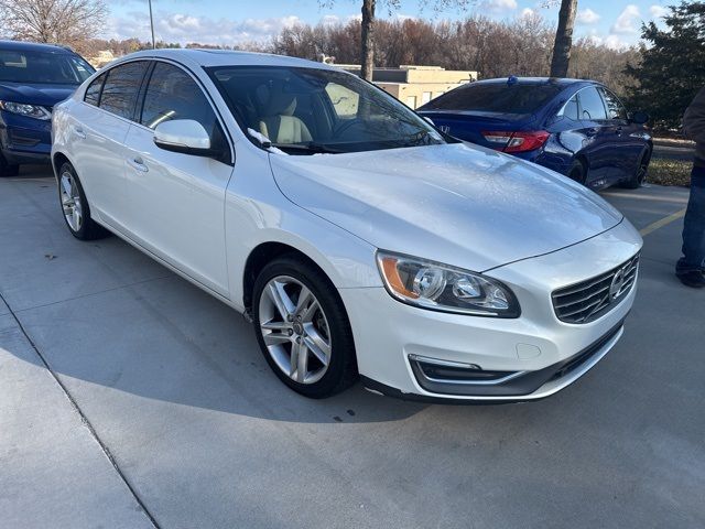 2015 Volvo S60 T5 Drive-E Platinum