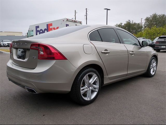 2015 Volvo S60 T5 Drive-E Platinum