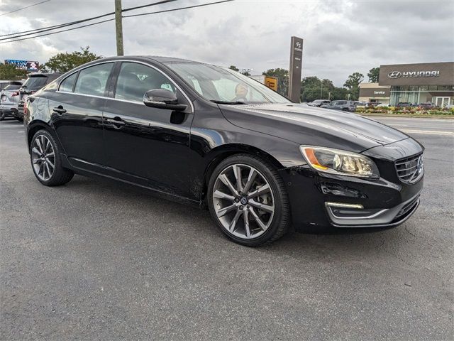 2015 Volvo S60 T5 Drive-E Platinum