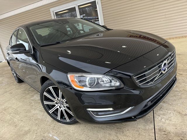 2015 Volvo S60 T5 Drive-E Platinum