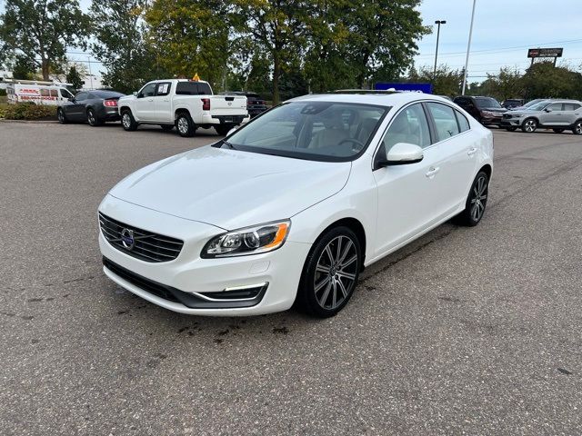 2015 Volvo S60 T5 Platinum