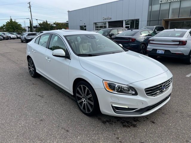 2015 Volvo S60 T5 Platinum