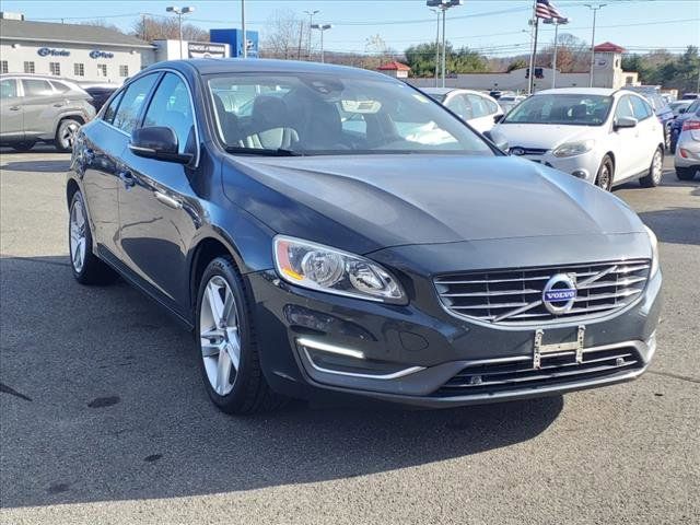 2015 Volvo S60 T5 Premier