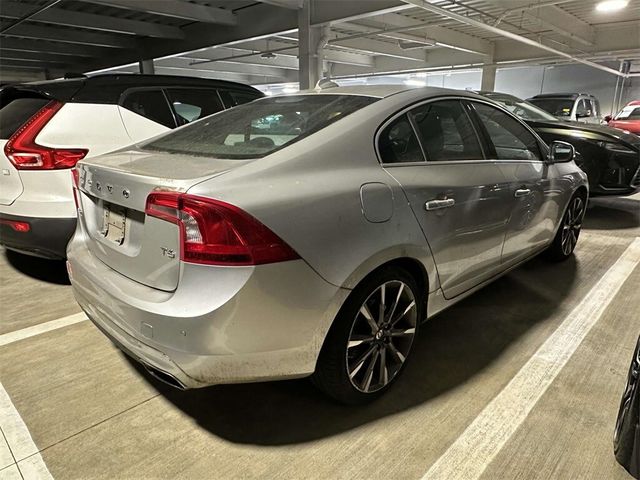 2015 Volvo S60 T6 Drive-E Platinum