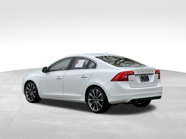 2015 Volvo S60 T6 Drive-E Platinum