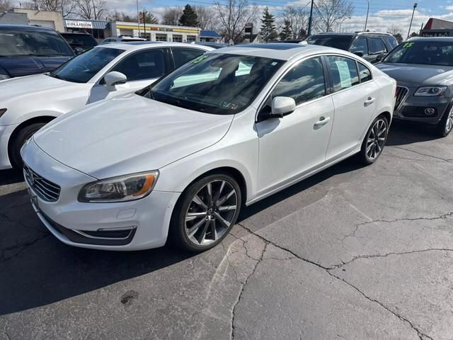 2015 Volvo S60 T6 Drive-E Platinum