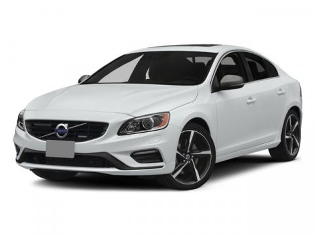 2015 Volvo S60 T6 R-Design