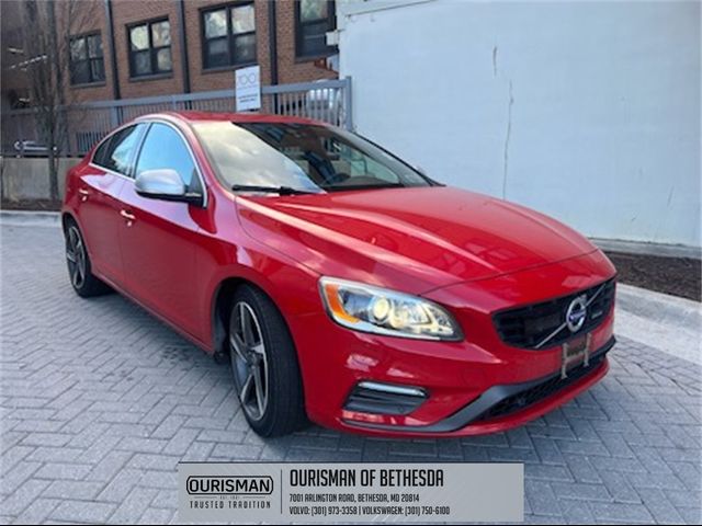 2015 Volvo S60 T6 R-Design Platinum