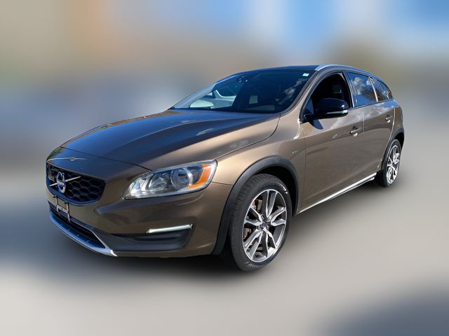 2015 Volvo V60 Cross Country T5