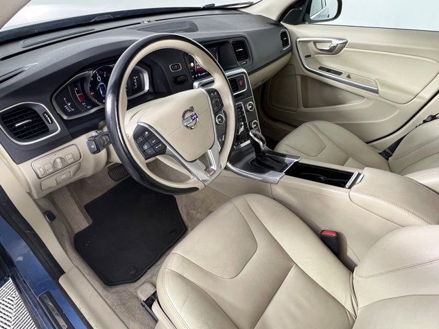 2015 Volvo V60 T5 Drive-E Platinum