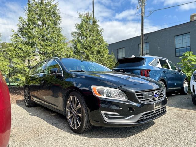 2015 Volvo V60 T5 Drive-E Platinum