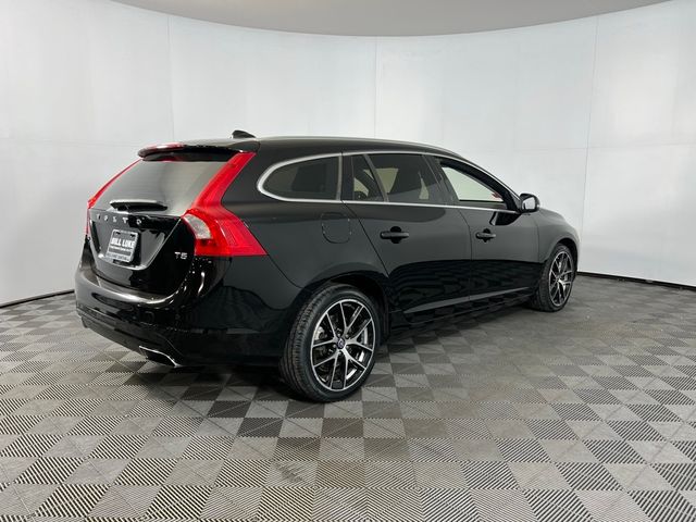 2015 Volvo V60 T5 Drive-E Platinum