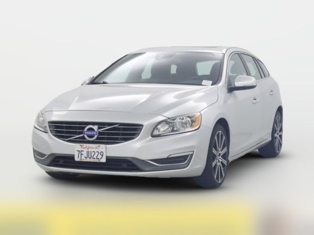 2015 Volvo V60 T5 Drive-E Premier Plus