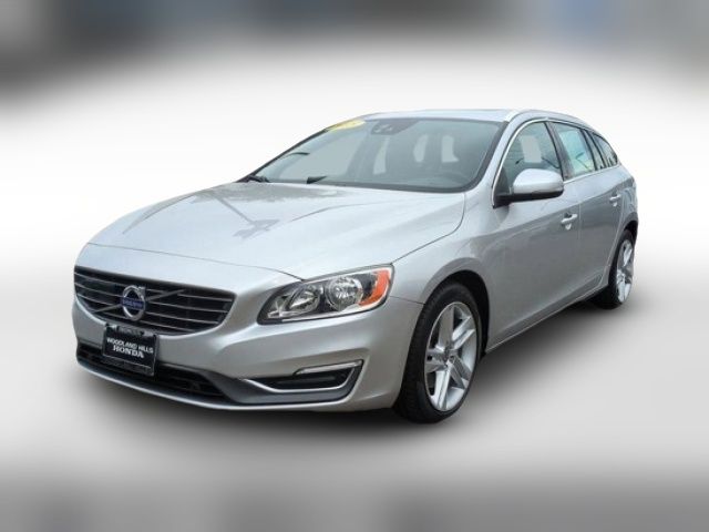 2015 Volvo V60 T5 Drive-E Premier Plus