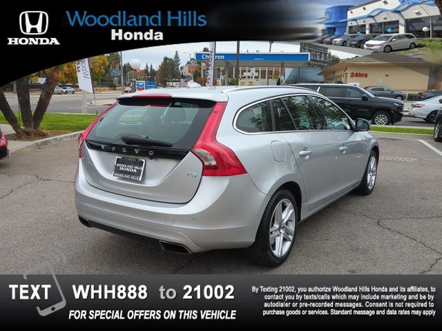 2015 Volvo V60 T5 Drive-E Premier Plus