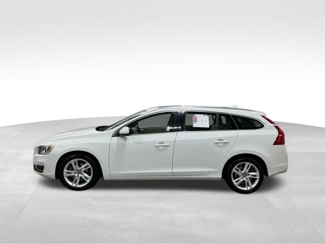 2015 Volvo V60 T5 Drive-E Premier Plus