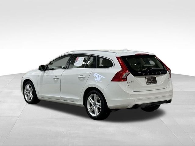 2015 Volvo V60 T5 Drive-E Premier Plus