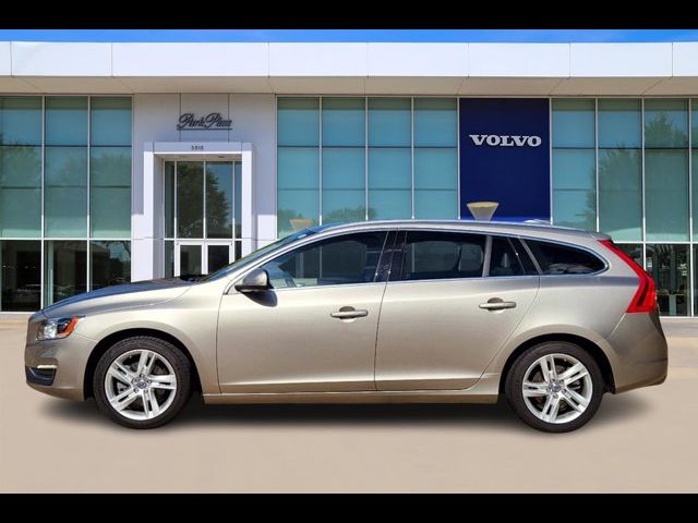 2015 Volvo V60 T5 Drive-E Premier Plus