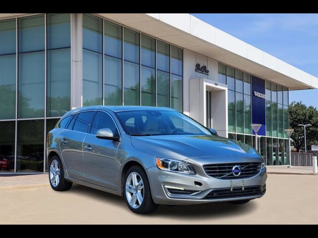 2015 Volvo V60 T5 Drive-E Premier Plus