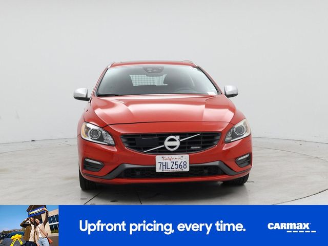 2015 Volvo V60 T6 R-Design Platinum