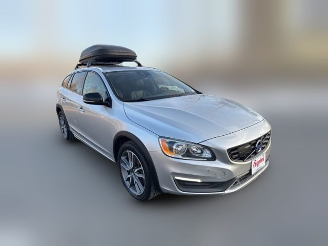 2015 Volvo V60 Cross Country T5