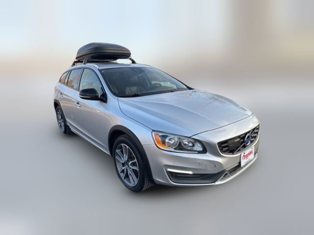2015 Volvo V60 Cross Country T5