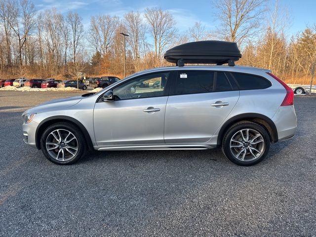 2015 Volvo V60 Cross Country T5