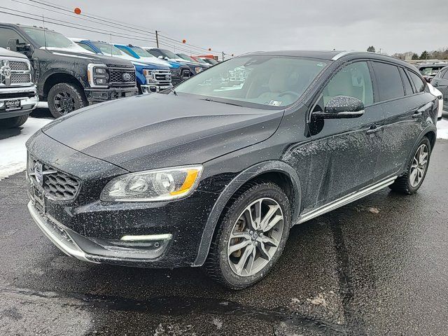 2015 Volvo V60 Cross Country T5