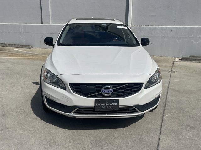 2015 Volvo V60 Cross Country T5