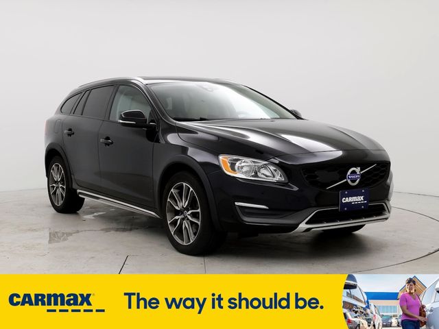 2015 Volvo V60 Cross Country T5