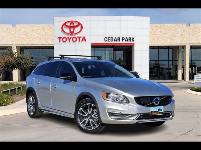 2015 Volvo V60 Cross Country T5