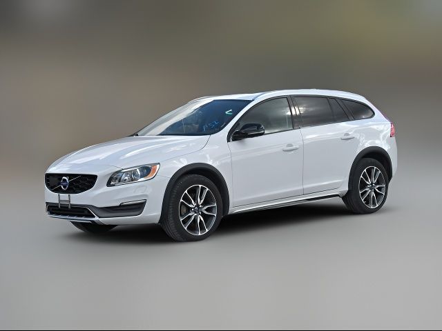 2015 Volvo V60 Cross Country T5 Platinum