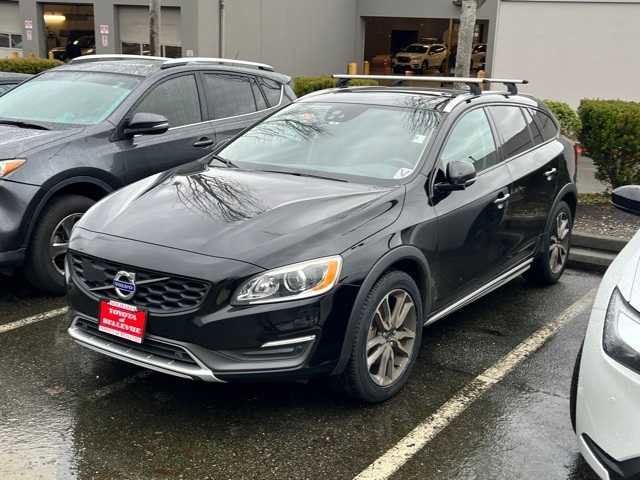 2015 Volvo V60 Cross Country T5 Platinum