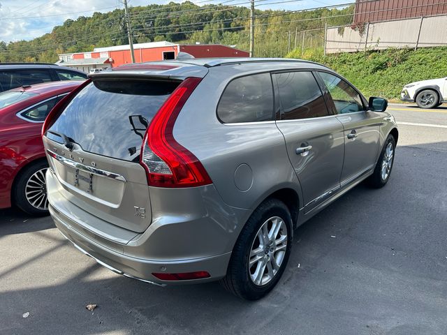 2015 Volvo XC60 T5 Platinum