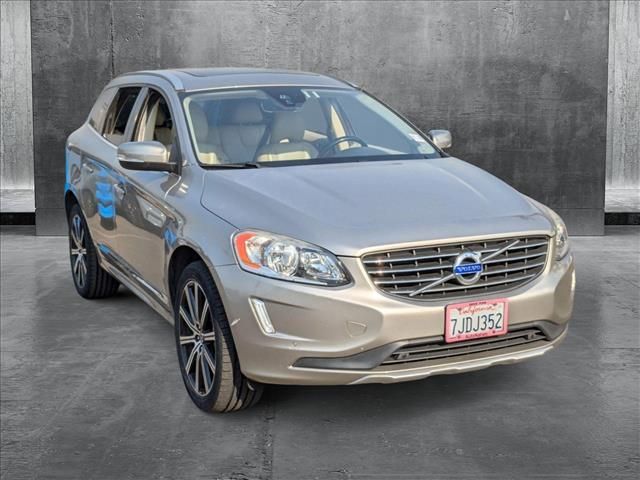 2015 Volvo XC60 T5 Drive-E Premier