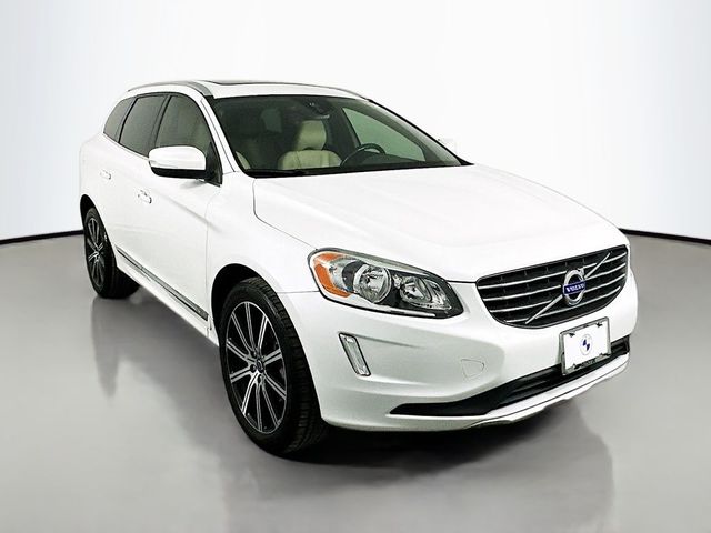 2015 Volvo XC60 T5 Drive-E Premier