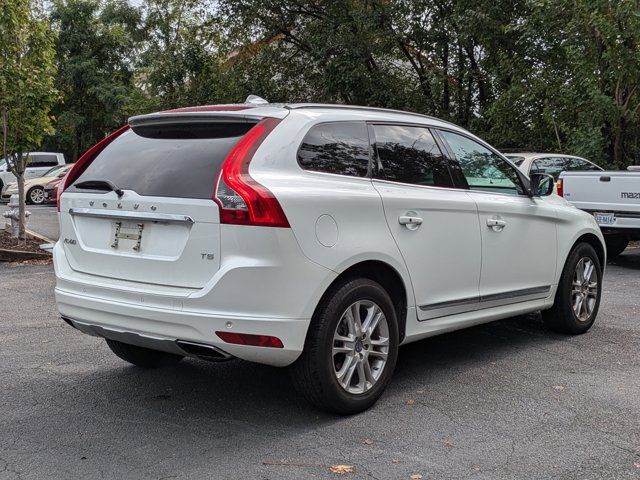 2015 Volvo XC60 T5 Drive-E Premier