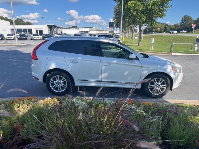 2015 Volvo XC60 T5 Drive-E Premier Plus