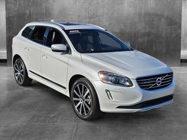 2015 Volvo XC60 T6 Drive-E Platinum