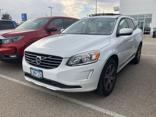 2015 Volvo XC60 T6 Platinum