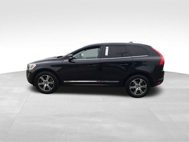 2015 Volvo XC60 T6 Platinum