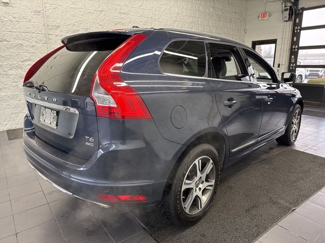 2015 Volvo XC60 T6 Platinum