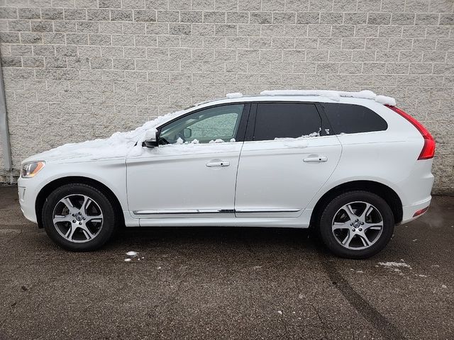 2015 Volvo XC60 T6 Platinum