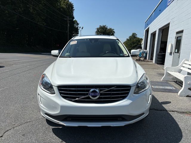 2015 Volvo XC60 T6 Platinum