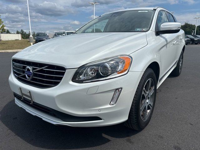 2015 Volvo XC60 T6 Platinum